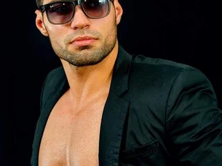 AdrianoMuscle profile