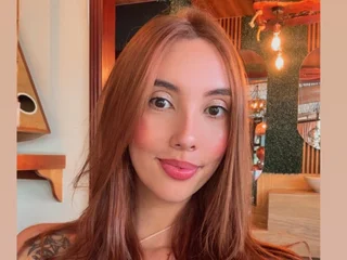 AnaisNinn19