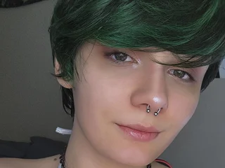 BarelyOlivia profile