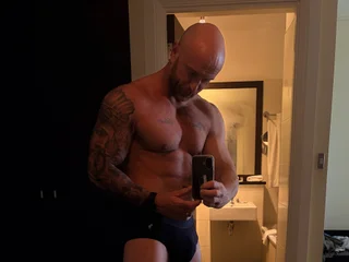 Biggerthebetter85 profile