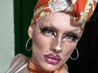 DeMoniica profile