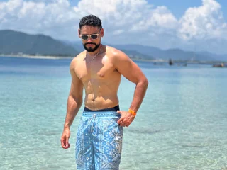 Derry_HugeCock profile