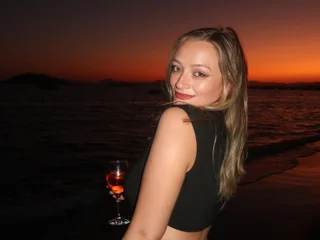 DevilblondeUK profile