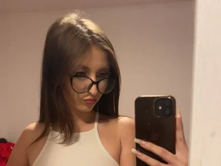 KiraBelle18 profile
