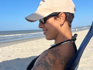 LauraGoes profile