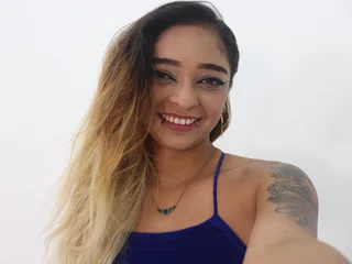 Laura_Bloom profile