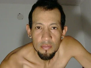 Man_Latin_Big profile
