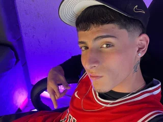 MateoMitchell profile