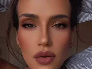 MiaNoir_X profile