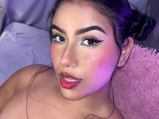 Mia_Cameron