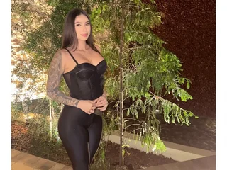 MilaWillow profile