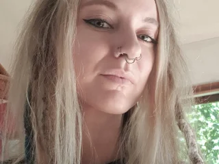 MsVixenViolet profile