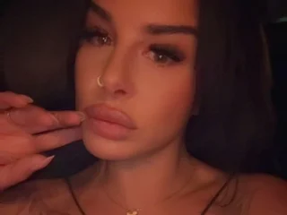 Naughty_Crystal profile