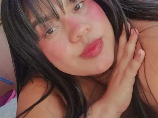 Nayara_hinny profile