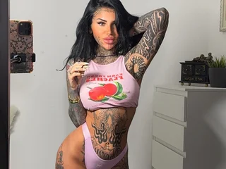 Peachesandthecream profile