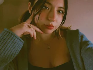 Romynagolden profile