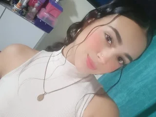Sarai_Velez profile