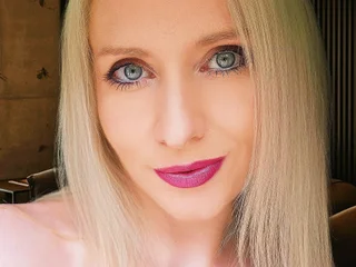 TheAlexaLondon profile