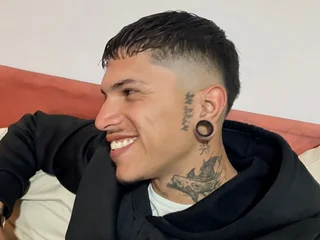 Valentino_knox profile