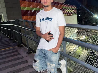 ValentinooStonnee