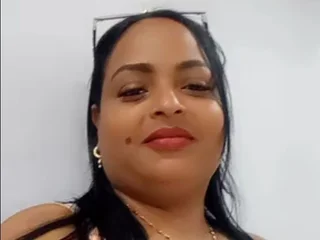 YANELISHOTT profile
