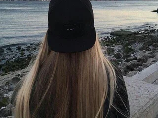 YourSexyMILA profile