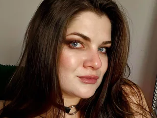 YunoLeigh profile
