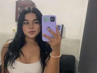 ZoePurple_Pv profile
