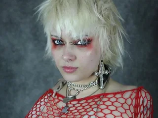 glitterqueen99 profile