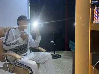 hadsomesexylatino profile