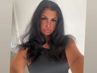 xxCHERRY_BOMBxx profile