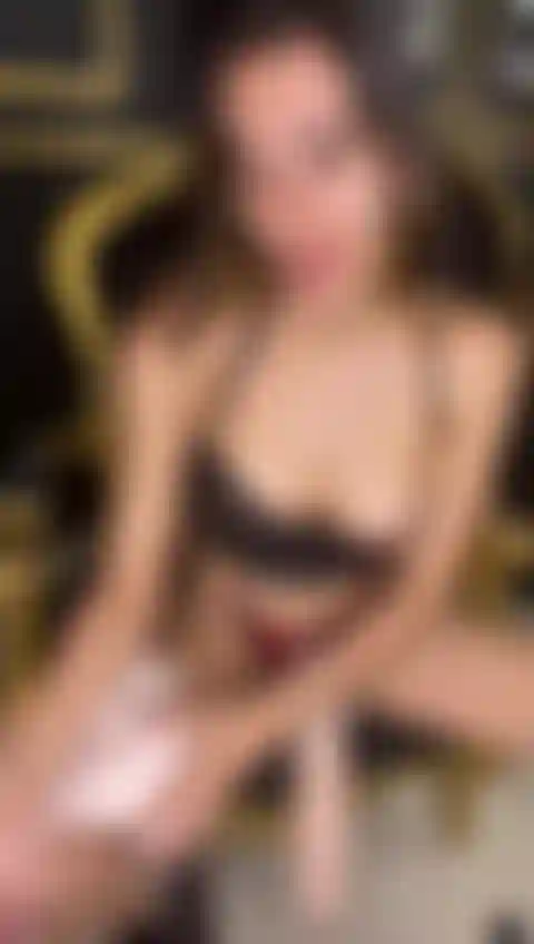 Il gallo della dea che distrugge il mio buco.