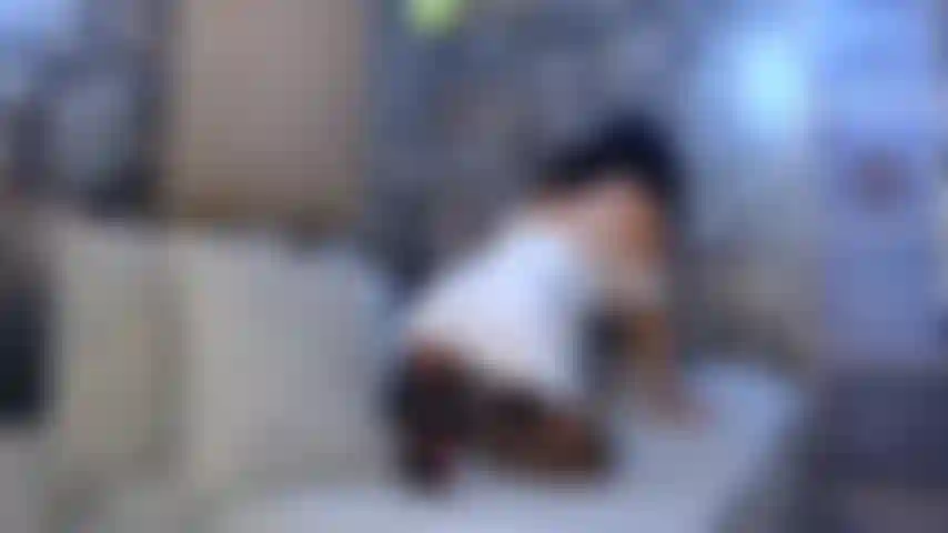 Mi godo la mia macchina sextoy nella mia figa bagnata / pecorina.