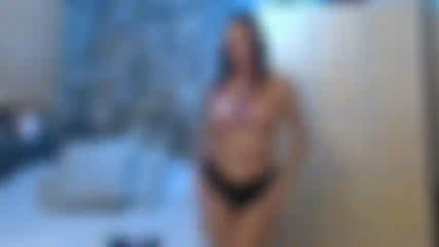 Olio sulle mie grandi tette.