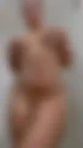 you like how my wet tits jump for you