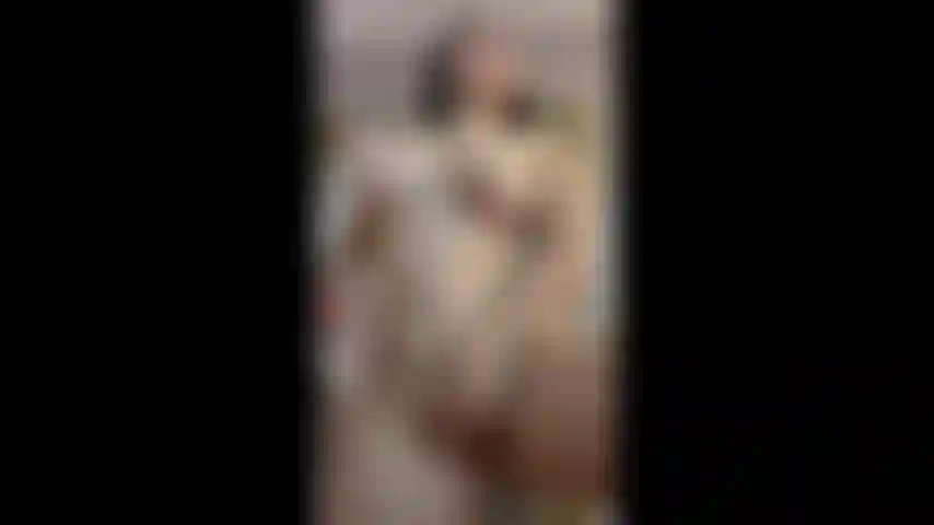 Questo angolo con la mia figa e le mie tette in primo piano... Deliziosa, goditela.