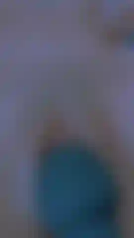 Tremando il clitoride.