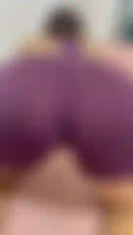 Scuoto il culo prima di andare in palestra.