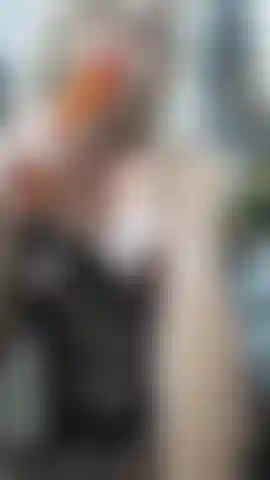 Succhio bene un delizioso giocattolo.