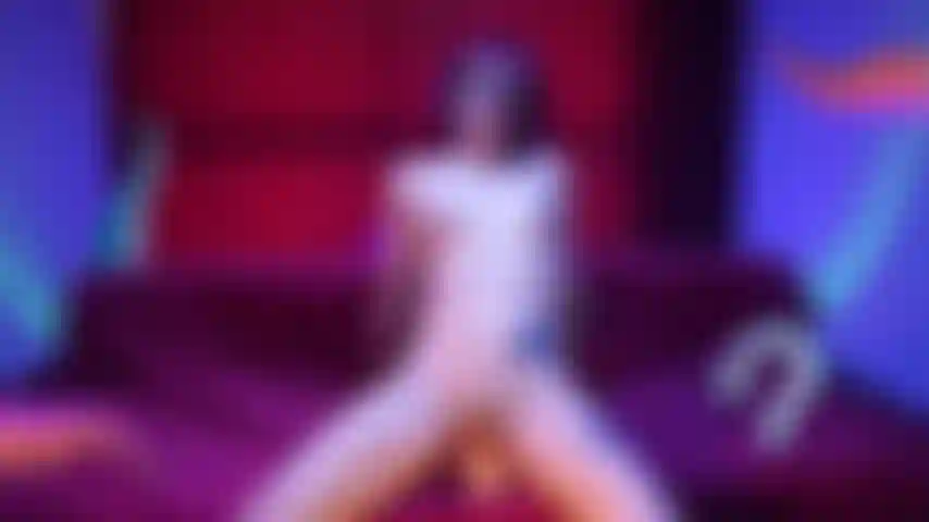 Il tentacolo del mostro entra in questo automa.