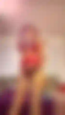 Gioco con le mie tette.