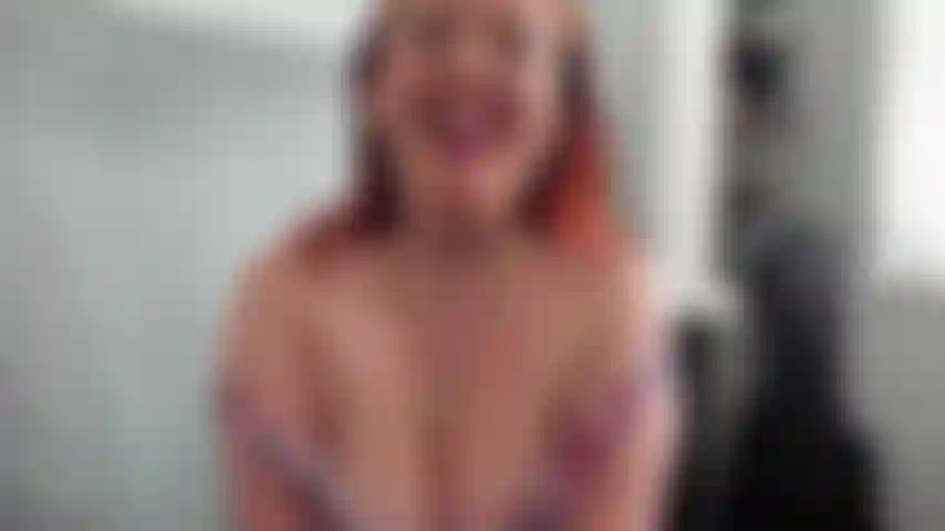 Tits_inside_mount.
