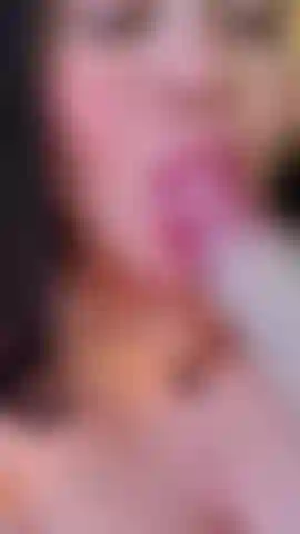 blowjob very close