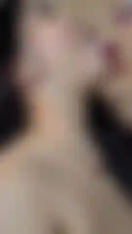 Faccia da sborra.