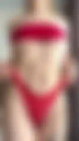 Come ti piace quella rossa?