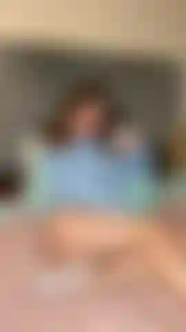 Masturbiamoci insieme finché non sborriamo entrambi ;)