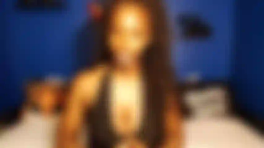 Sproloquio in topless: investita da guidatore ubriaco.