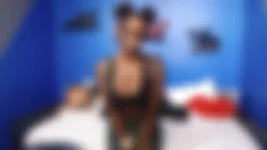 Spogliarellista da scolaretta.