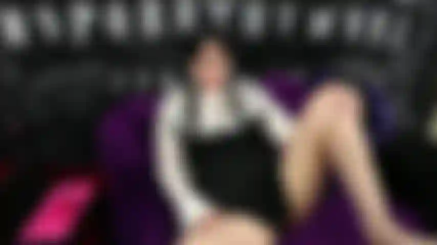 Mercoledì mi masturbo con la bacchetta njoy.