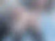 La mia intenzione era di fare 200 sculacciate, ma man mano che il video avanza, vedi che il dolore mi sta prendendo, quindi mi sono distanziata e ho invece fatto 200 sculacciate su ciascuna guancia, per un totale complessivo di 400 sculacciate.